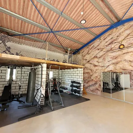Vigne, Piscine Fitness Lugon et l'Ile du Carney