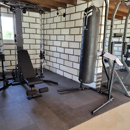 Vigne, Piscine Fitness Lugon et l'Ile du Carney