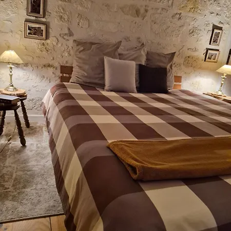 Vigne, Piscine Fitness 4* Lugon et l’Ile du Carney