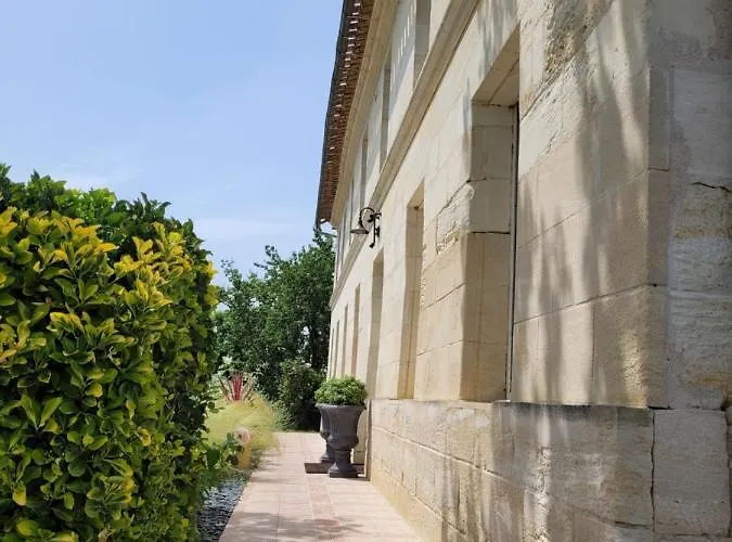 Vigne, Piscine Fitness Lugon et l’Ile du Carney